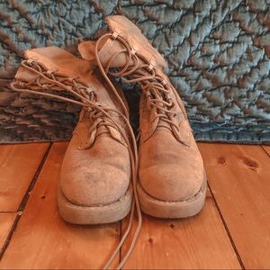 SUPER CUTE Tan Combat Boots